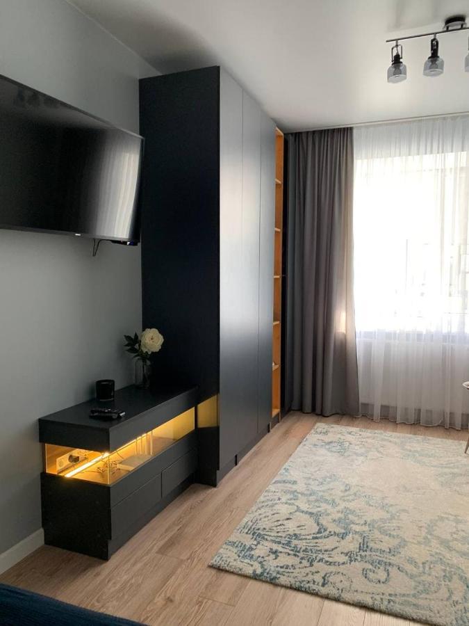 Apartment стильна чудова в місті *