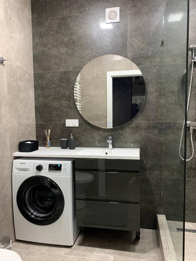 Apartment стильна чудова в місті Ternopil