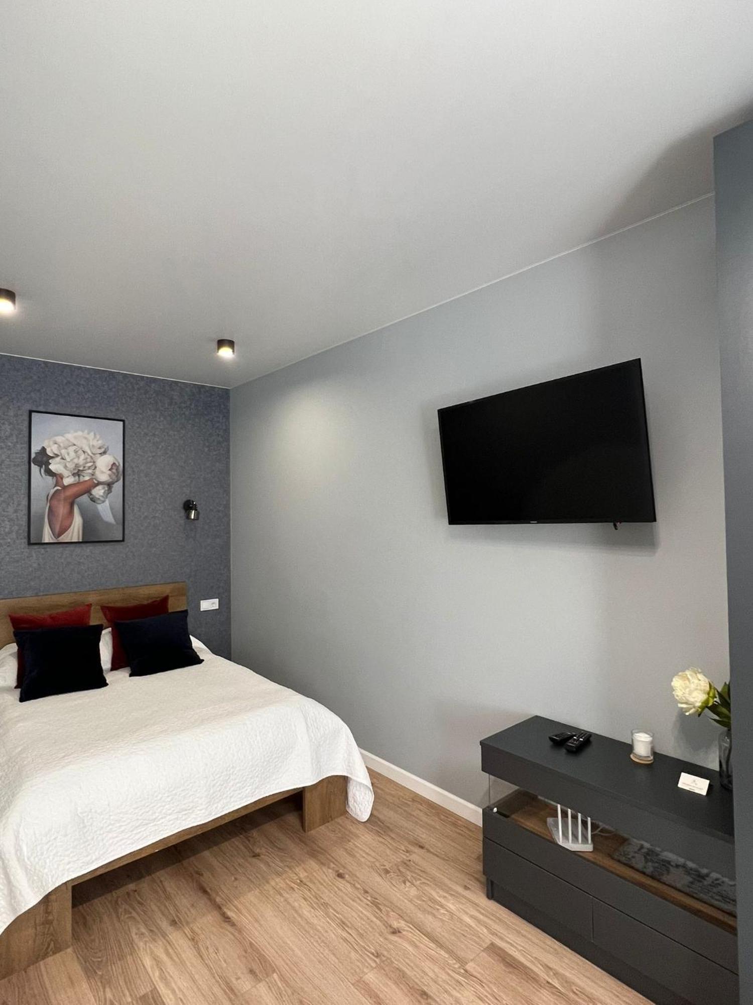 стильна чудова в місті Apartment
